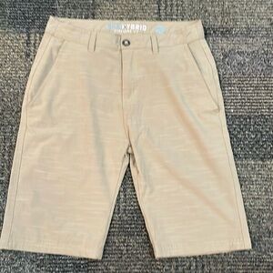 BKE Men’s  light brown Hybrid Standard Fit 29 W 23L Shorts